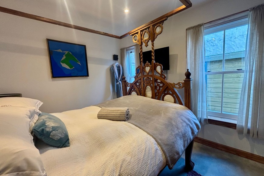 St. Gluvias Street, Penryn, TR10