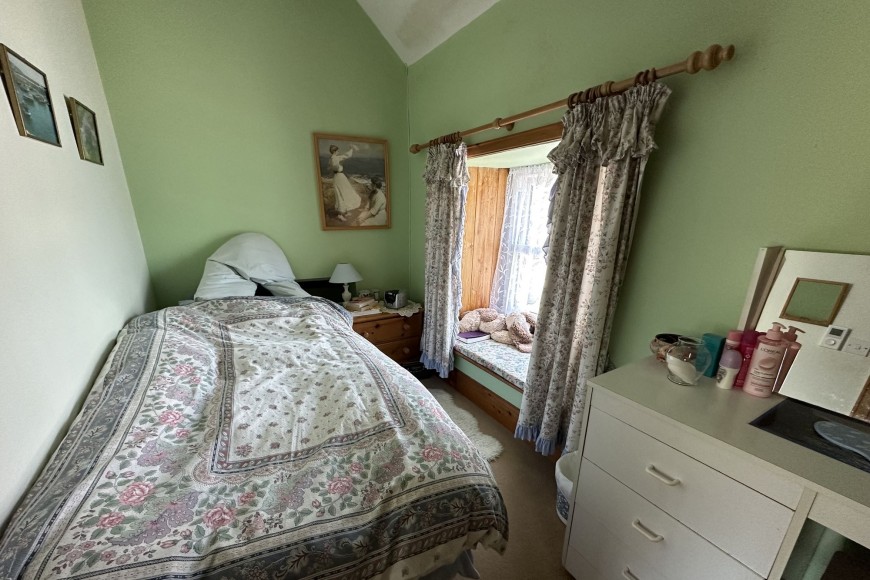 Sunny Corner, Coverack, TR12