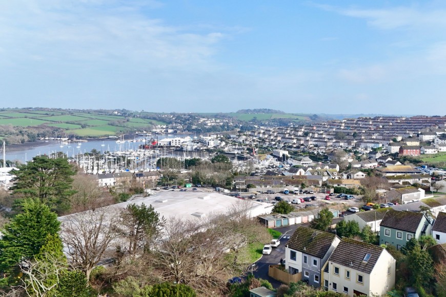 Ashfield Gardens, Falmouth, TR11