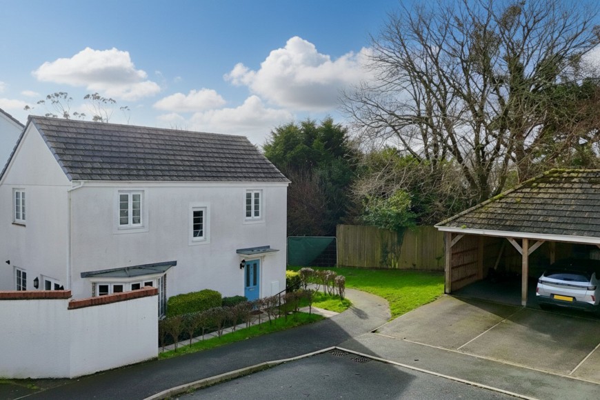 Round Ring Gardens, Penryn, TR10