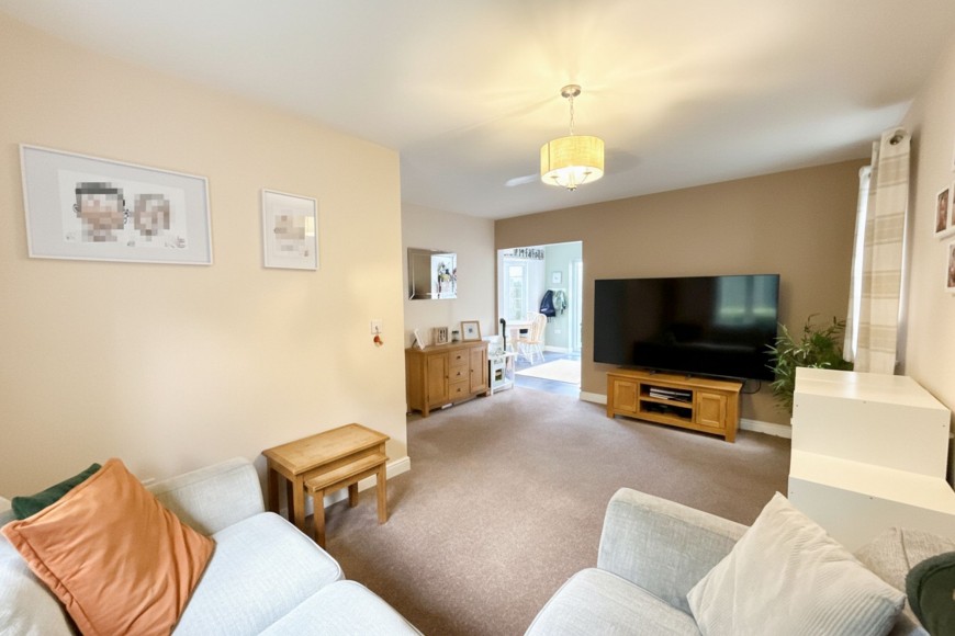 Round Ring Gardens, Penryn, TR10