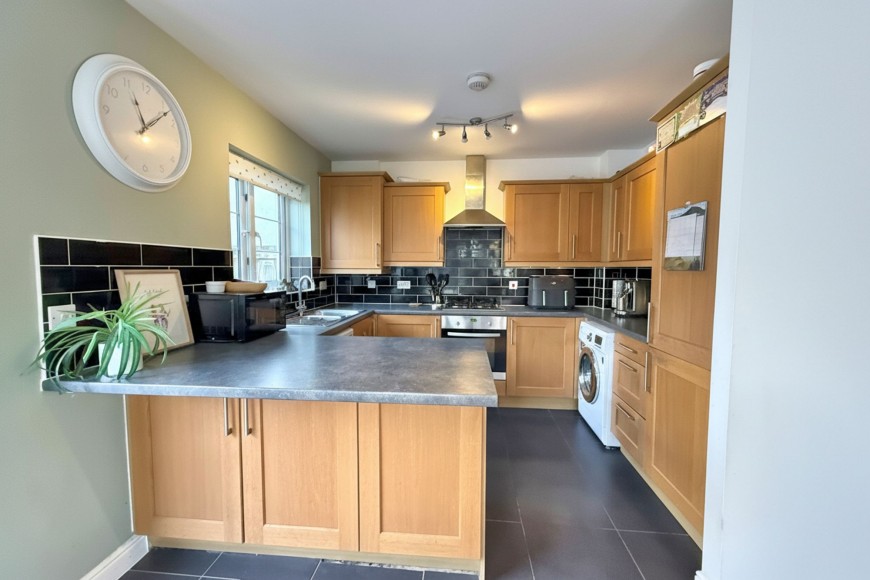 Round Ring Gardens, Penryn, TR10