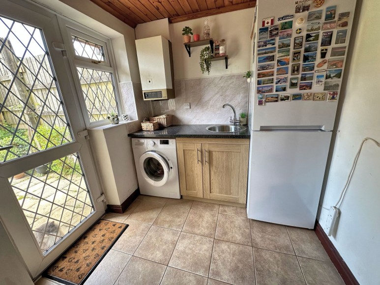 Old Well Gardens, Penryn, TR10