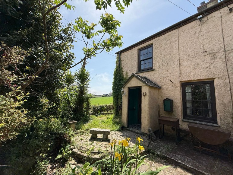 Trenoweth, Mabe Burnthouse, TR10