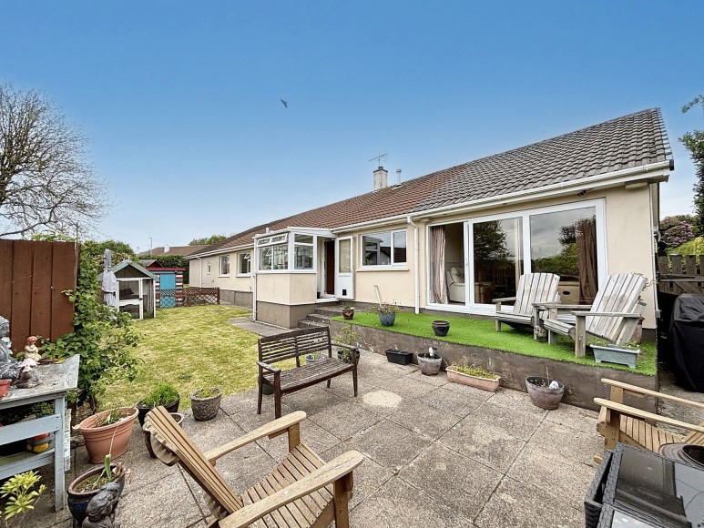 Woodland Avenue, Penryn, TR10