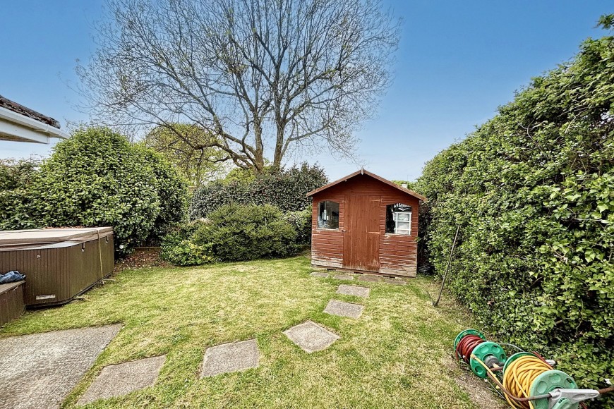 Woodland Avenue, Penryn, TR10