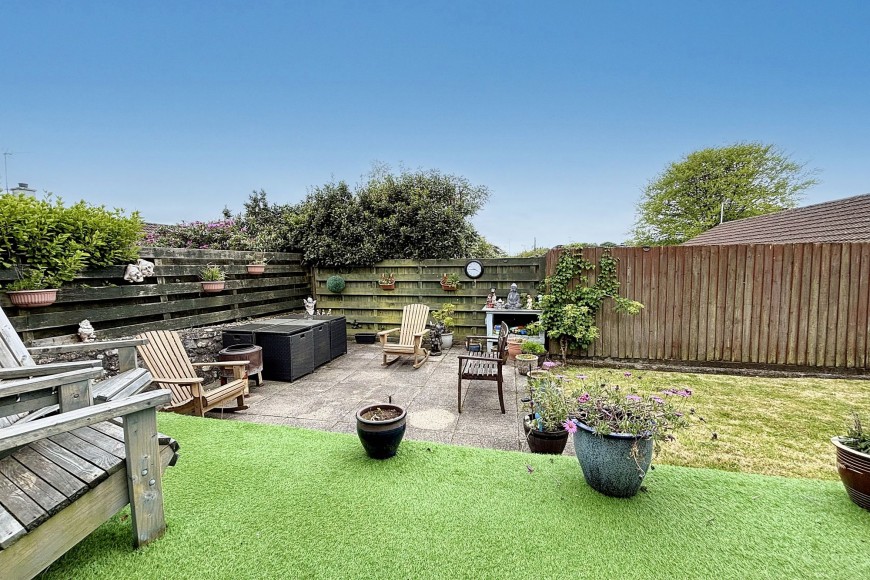 Woodland Avenue, Penryn, TR10