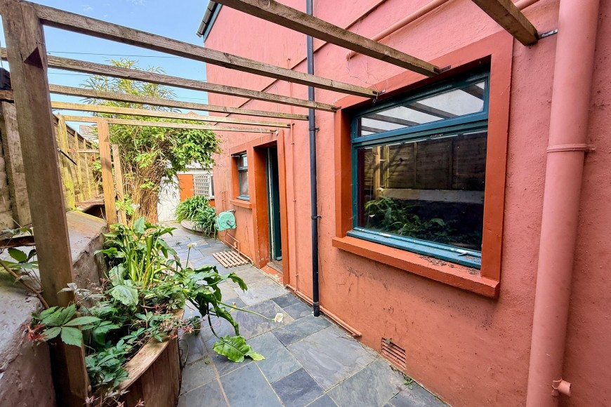 Penmere Hill, Falmouth, TR11