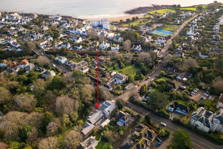 1 Rosehill Place, 66 Melvill Road, TR11