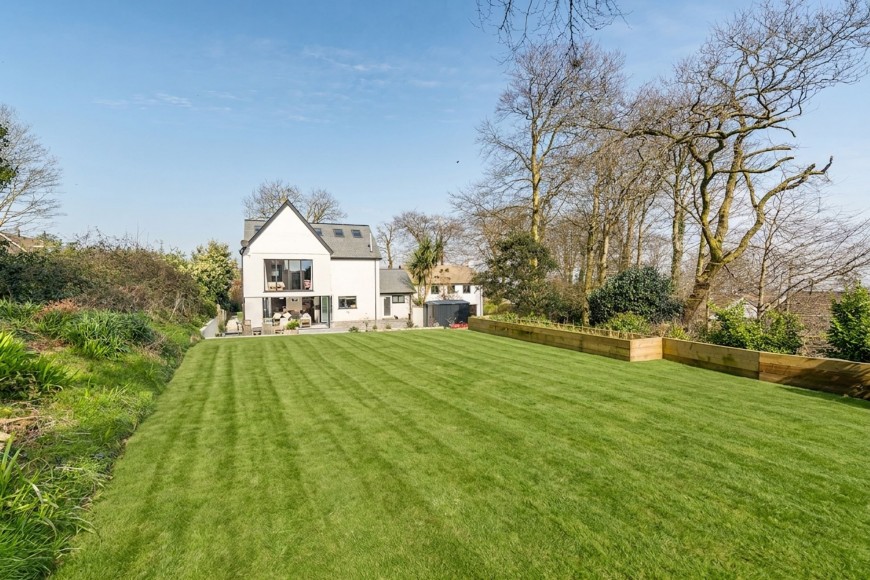 Antron Hill, Mabe Burnthouse, TR10
