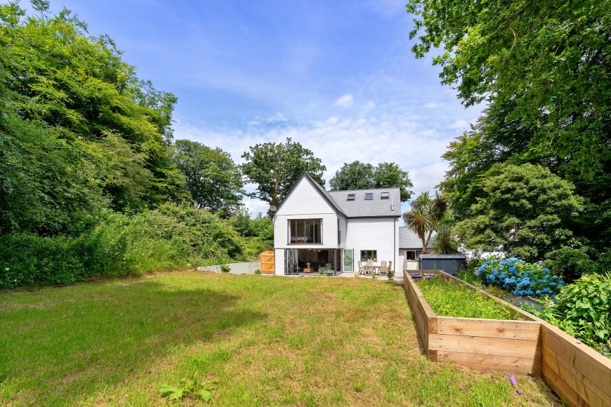 Antron Hill, Mabe Burnthouse, TR10