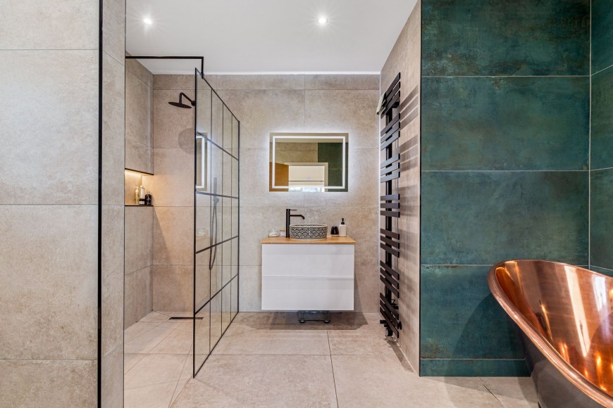 Antron Hill, Mabe Burnthouse, TR10