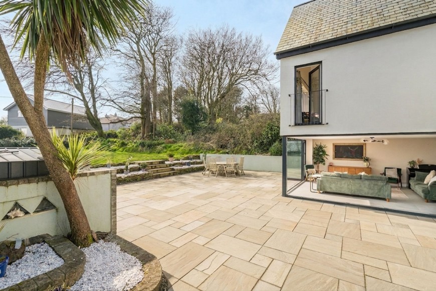 Antron Hill, Mabe Burnthouse, TR10