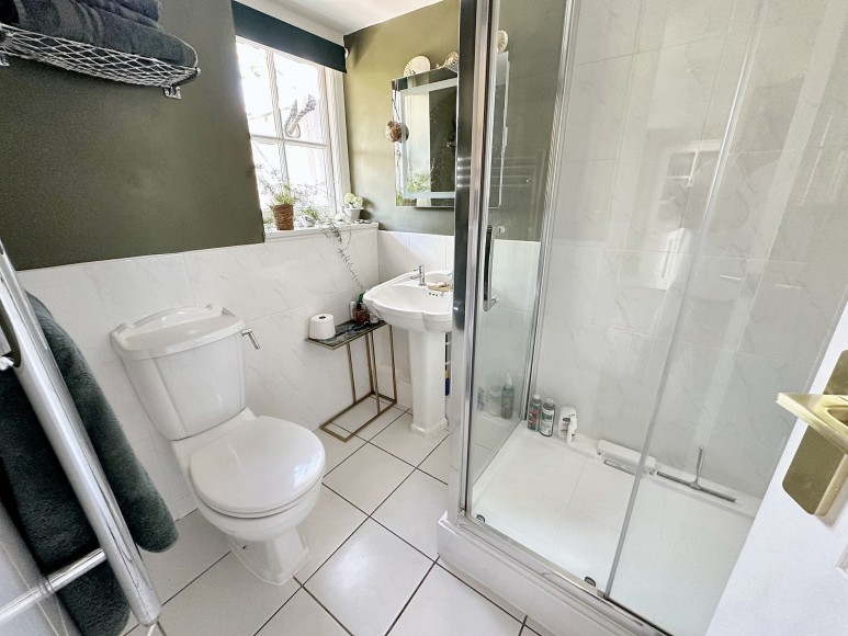 Trefusis Road, Flushing, TR11