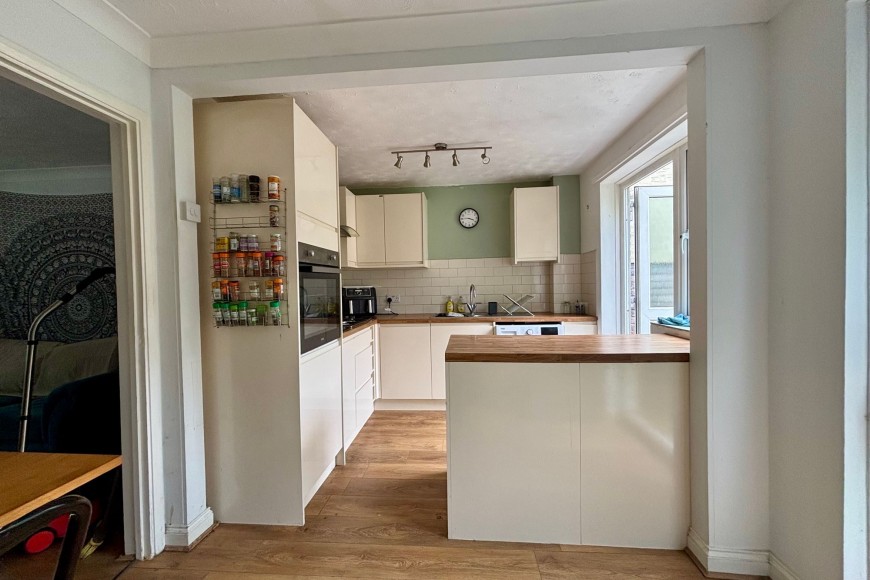 Longfield, Falmouth, TR11