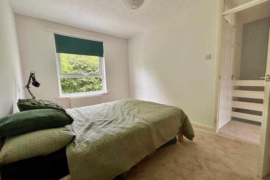 Longfield, Falmouth, TR11