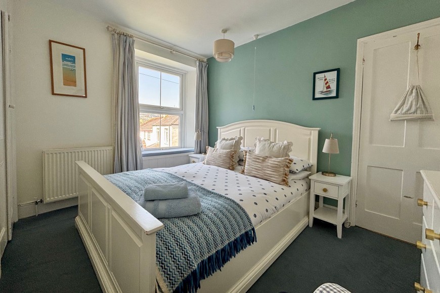 Trefusis Road, Flushing, TR11