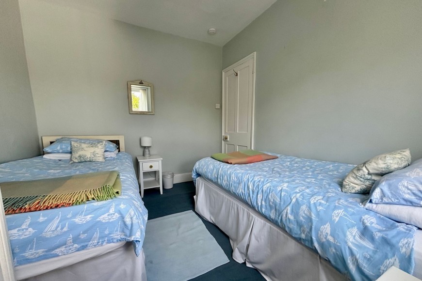 Trefusis Road, Flushing, TR11