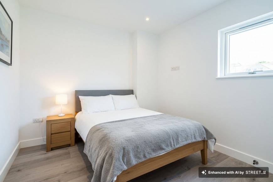 Waters Edge North Parade, Falmouth, TR11