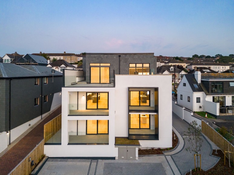 Waters Edge North Parade, Falmouth, TR11