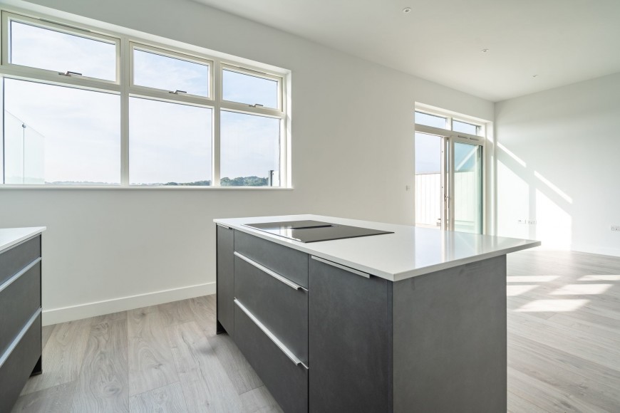 Waters Edge North Parade, Falmouth, TR11