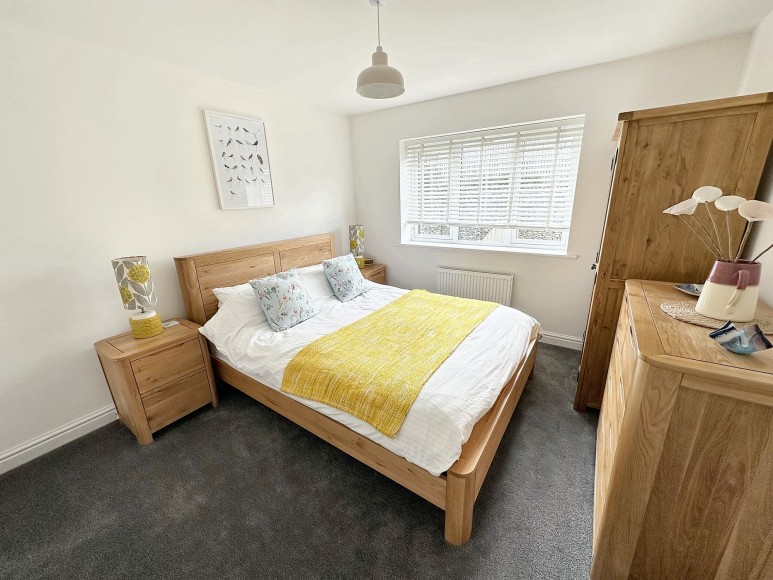 Mena Chinowyth, Falmouth, TR11