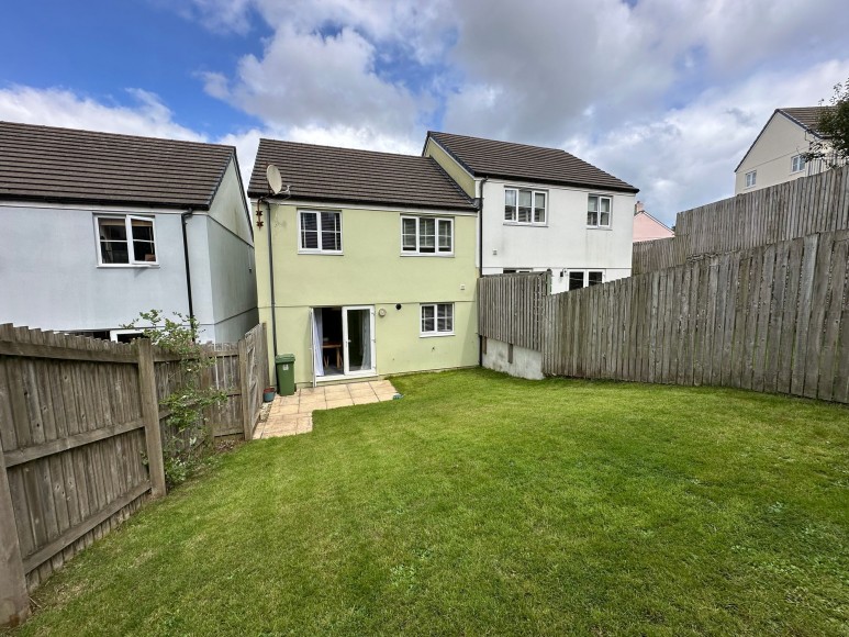 Mena Chinowyth, Falmouth, TR11
