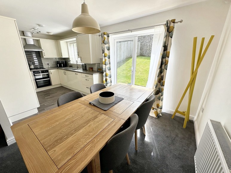 Mena Chinowyth, Falmouth, TR11