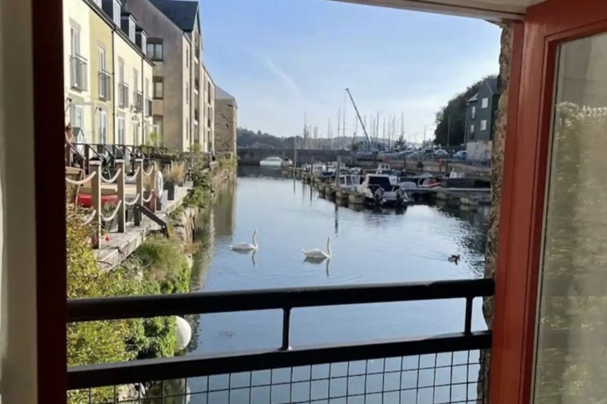Harbour Village, Daniels Sail Loft Harbour Village, TR10