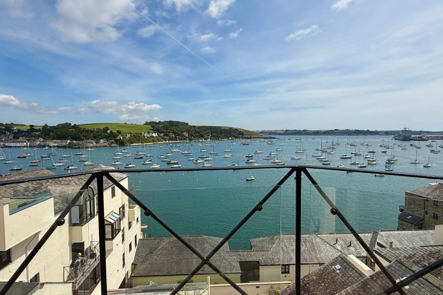 62 High Street, Falmouth, TR11