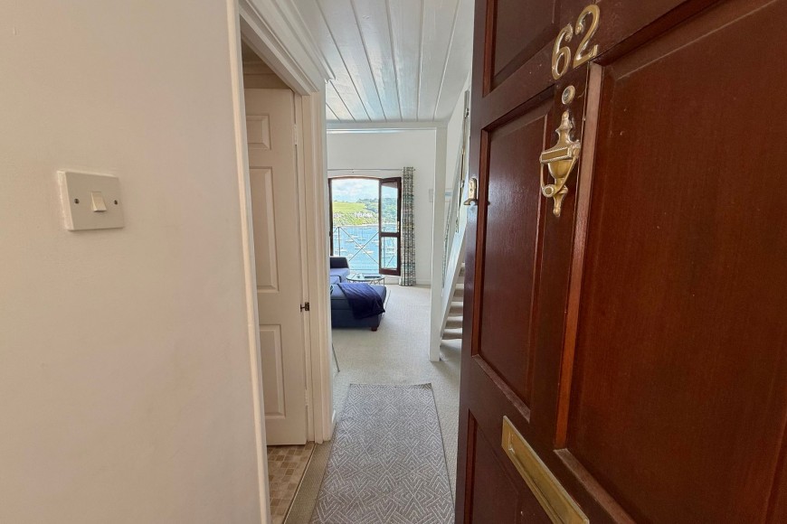 62 High Street, Falmouth, TR11