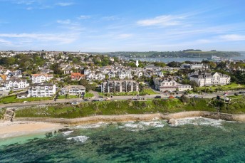Gyllyngvase Terrace, Falmouth, TR11