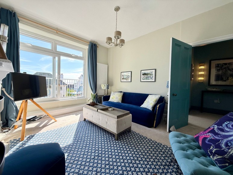 Gyllyngvase Terrace, Falmouth, TR11