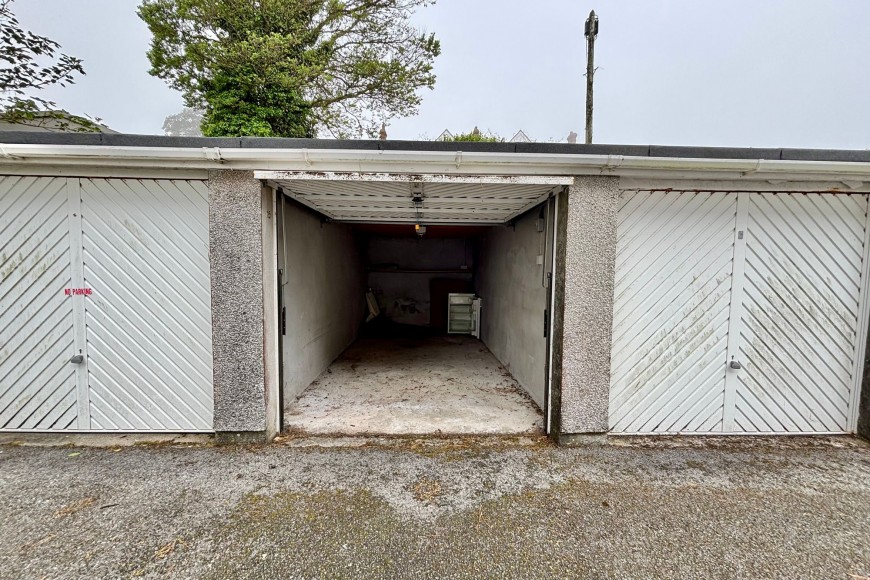 Emslie Road, Southcliff Emslie Road, TR11
