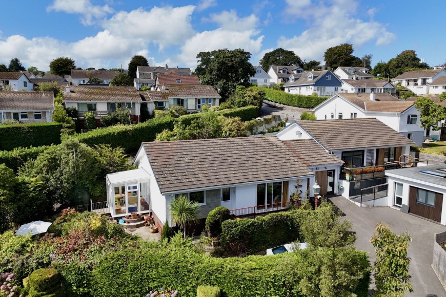 Queen Anne Gardens, Falmouth, TR11