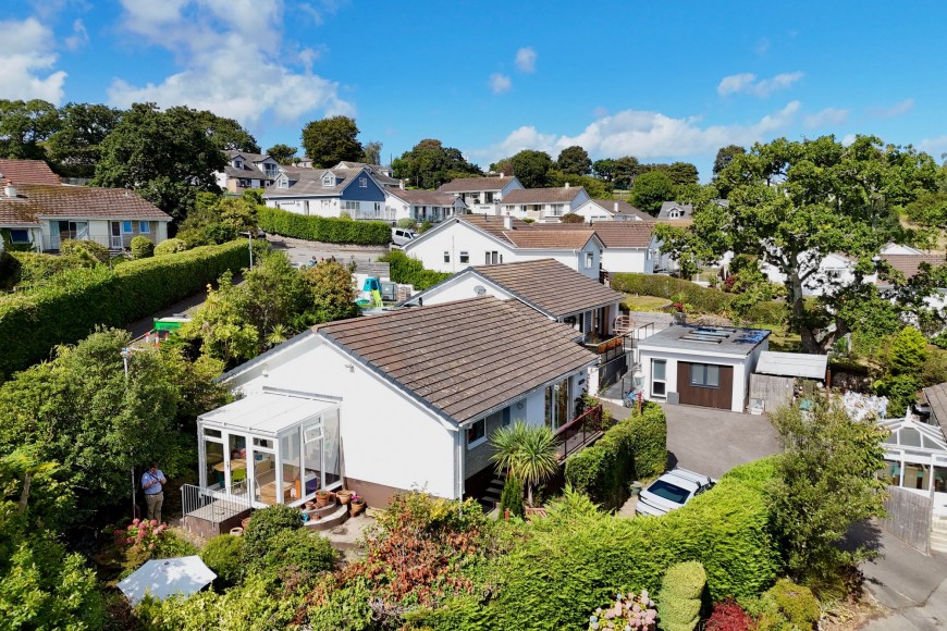 Queen Anne Gardens, Falmouth, TR11