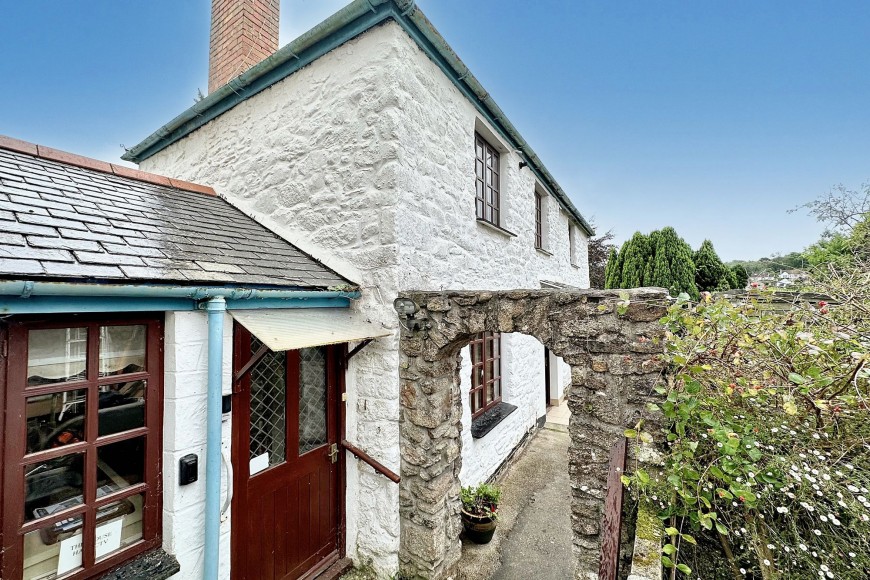 Higher Market Street, Penryn, TR10