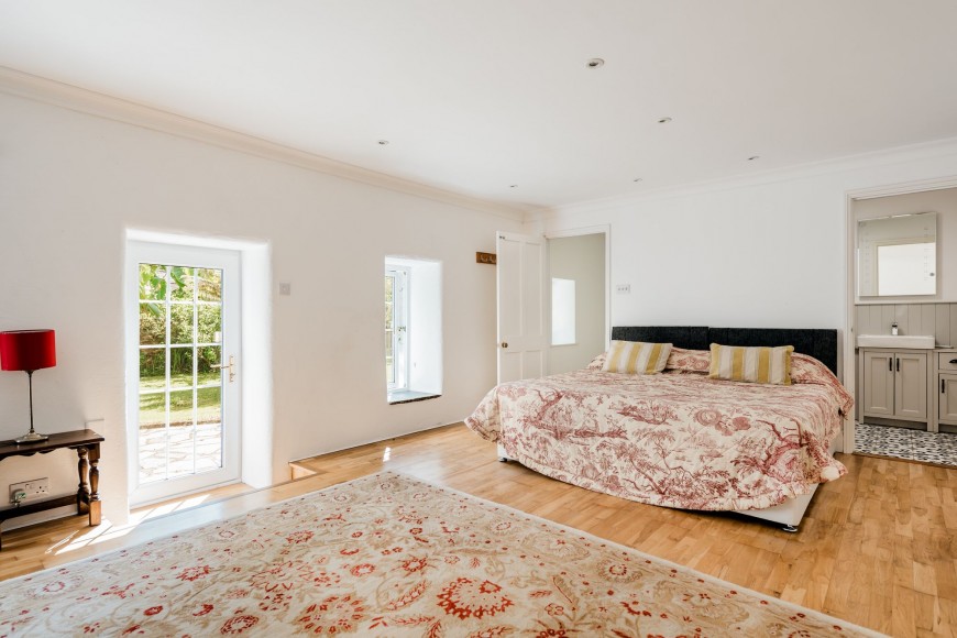 Venton Road, Falmouth, TR11