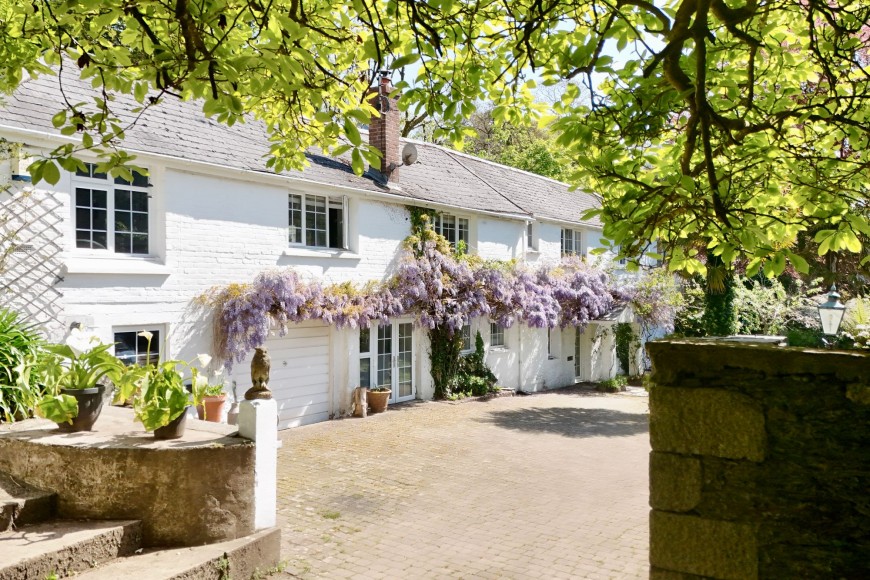 Venton Road, Falmouth, TR11
