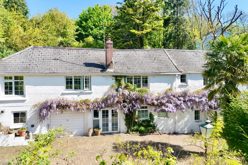Venton Road, Falmouth, TR11