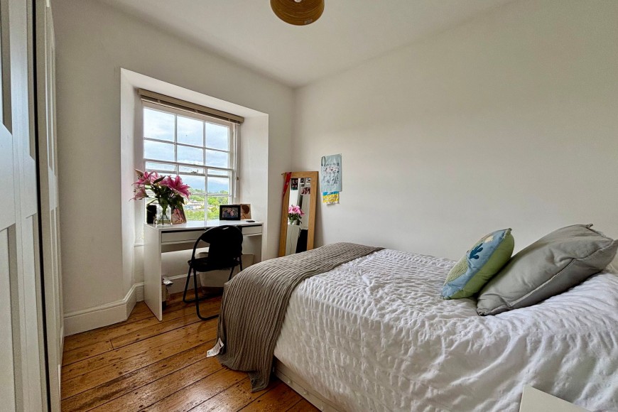 Lower Market Street, Penryn, TR10