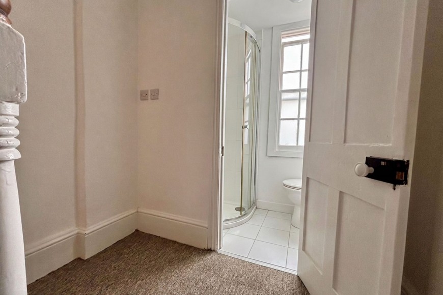 Lower Market Street, Penryn, TR10