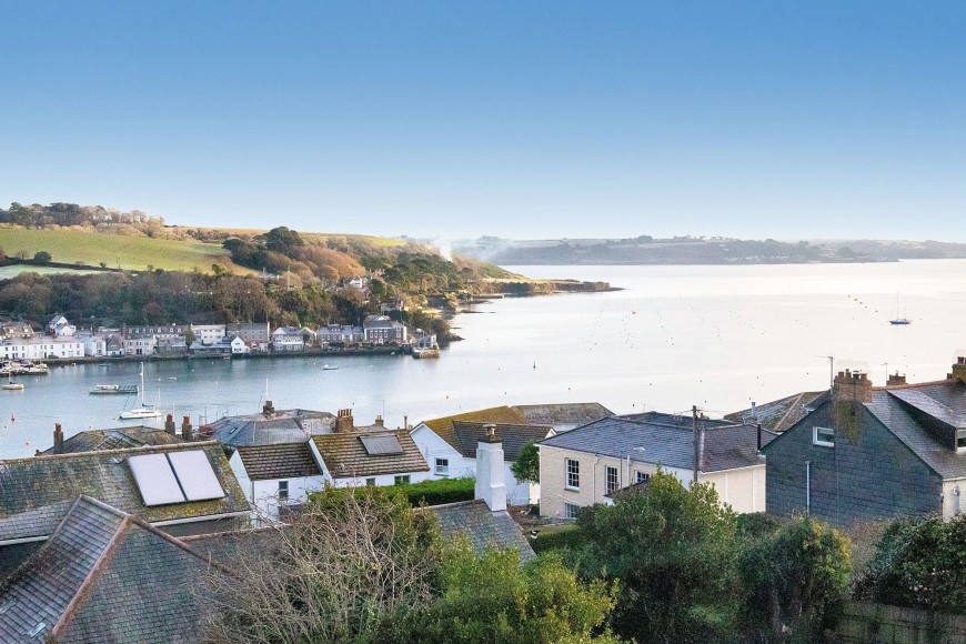 Meadowbank Road, Falmouth, TR11