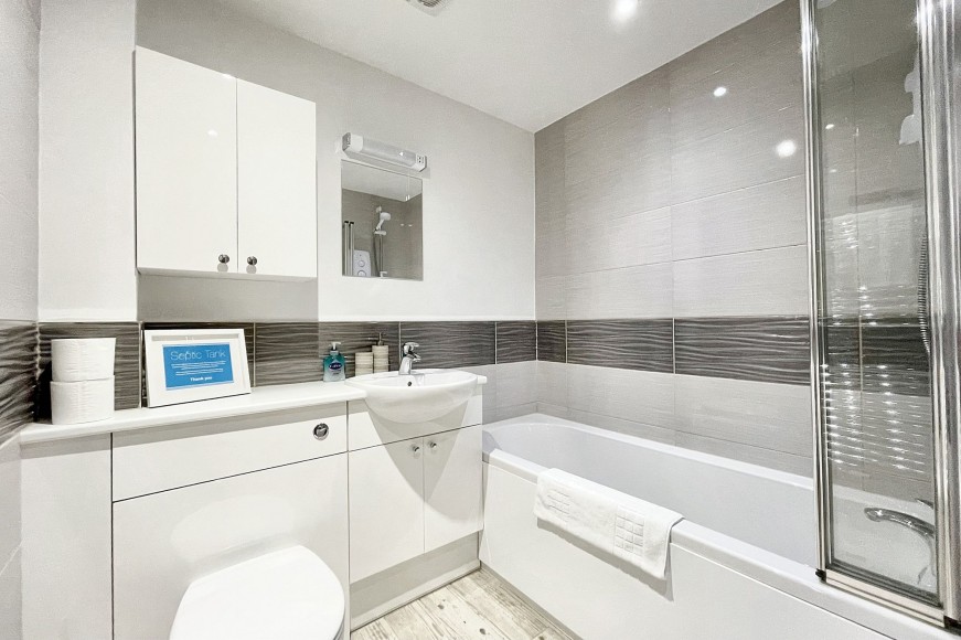 Meadowbank Road, Falmouth, TR11