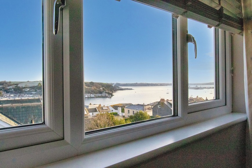 Meadowbank Road, Falmouth, TR11