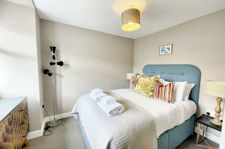 Meadowbank Road, Falmouth, TR11