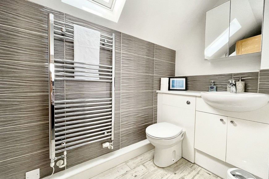 Meadowbank Road, Falmouth, TR11