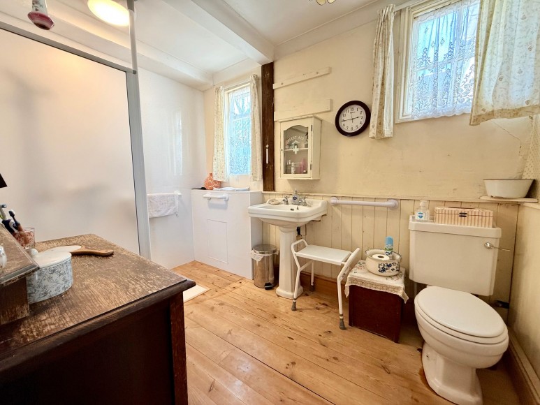 Claremont Terrace, Falmouth, TR11