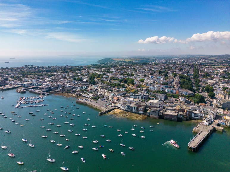 Wellington Terrace, Falmouth, TR11