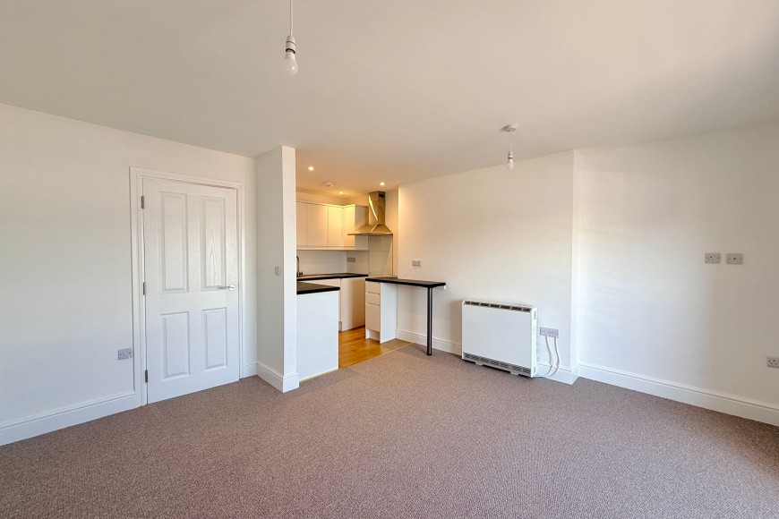 Grove Place, Quayside, TR11